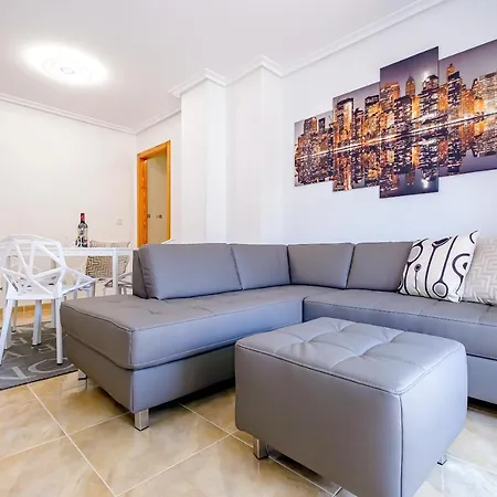 Penthouse San Miguel 5/4 * Torrevieja