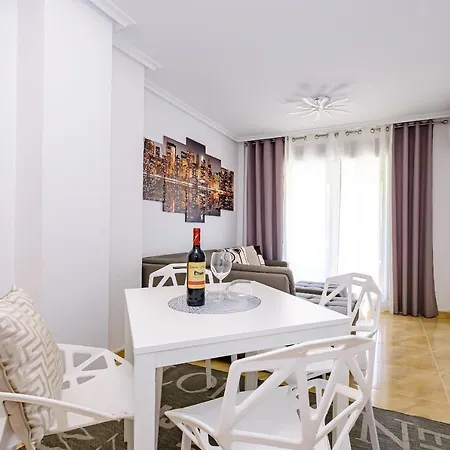 Penthouse San Miguel 5/4 * Torrevieja